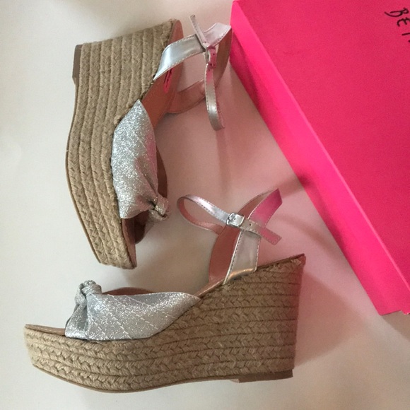 betsey johnson patti sandal